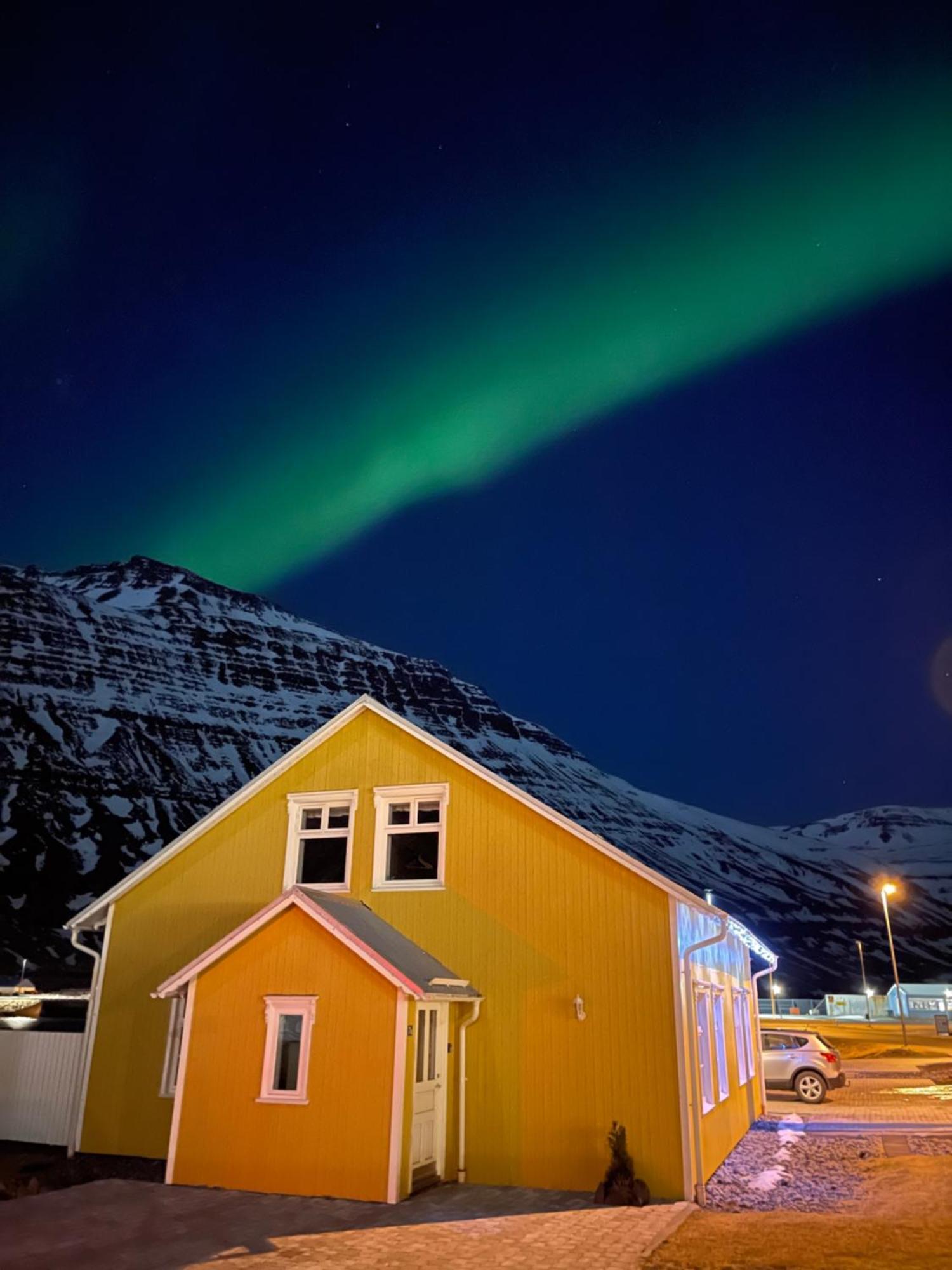 뢴슬레이라 아파트먼트 Seyðisfjörður 외부 사진