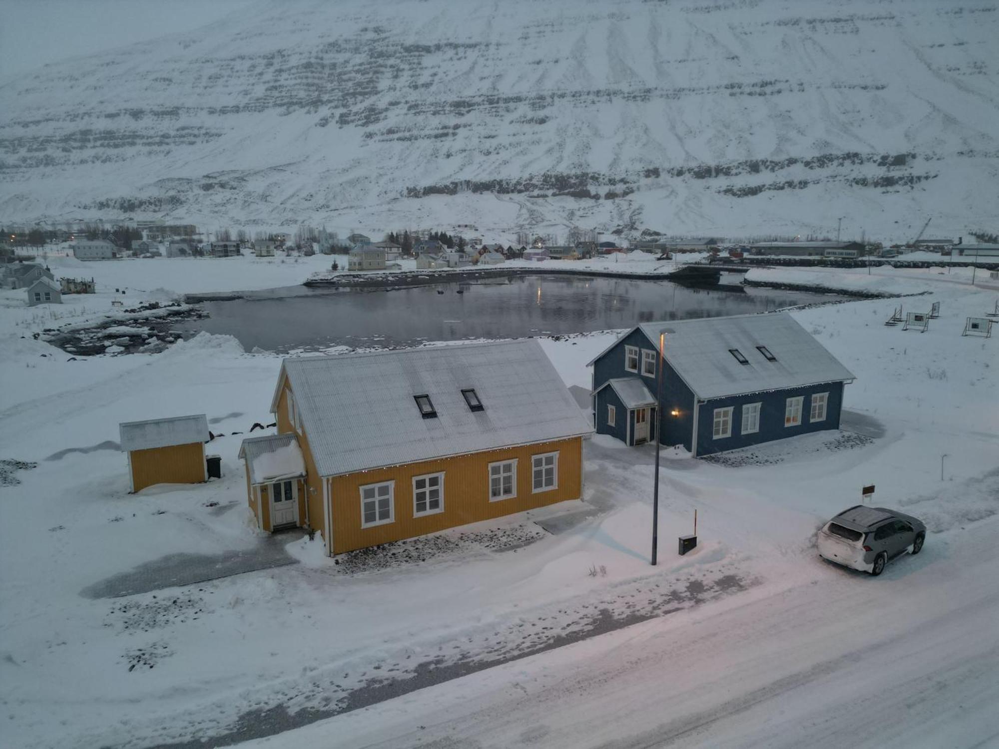 뢴슬레이라 아파트먼트 Seyðisfjörður 외부 사진